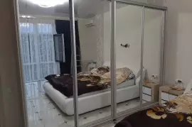 Шкаф-купе 4-х дверный зеркальный 360 см. ширина, 55 667.00 ₽, Горно-Алтайск