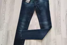 Джинсы женские новые, 550.00 ₽, Gorno-Altaysk