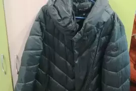Пуховик женский, 2 500.00 ₽, Gorno-Altaysk