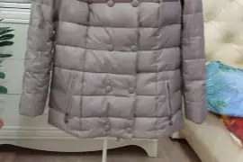 Пуховик женский, 3 500.00 ₽, Горно-Алтайск