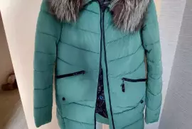 Пуховик зимний, натур мех, s-m, 2 000.00 ₽, Горно-Алтайск