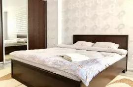 Апартаменты На Никитина, 2 200 , улица Никитина 107