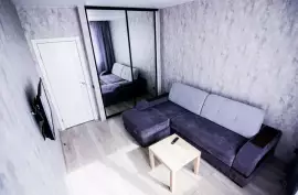 Апартаменты В Центре Барнаула, 2 300 , Интернациональная улица 47