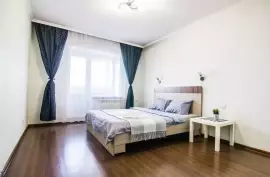 Апартаменты на Папанинцев, 2 500 , улица Папанинцев 119