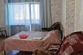 Апартаменты На 8 Гостей, 6 600 , Коммунистический проспект 125