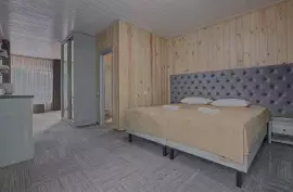 Priroda  (Природа), 6 400 , Ул.Кедровая 1