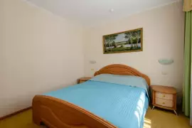 Гостиница Баваренок 3*, 3 300 , улица Ак.Мясникова 7 на